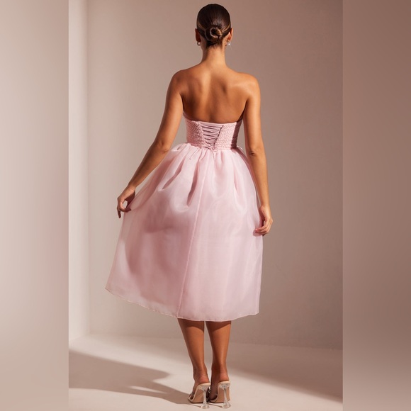 NWT Oh Polly Rosette Embellished Corset Tulle Skirt Midi Dress in Blush - Picture 2 of 10